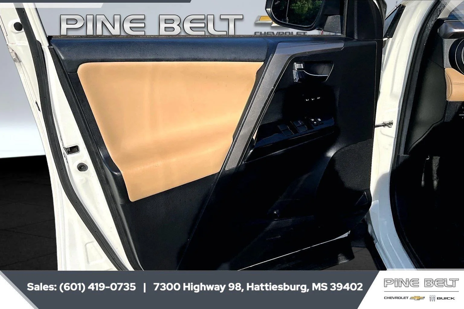 Used 2018 Blizzard Pearl Toyota Limited image 17
