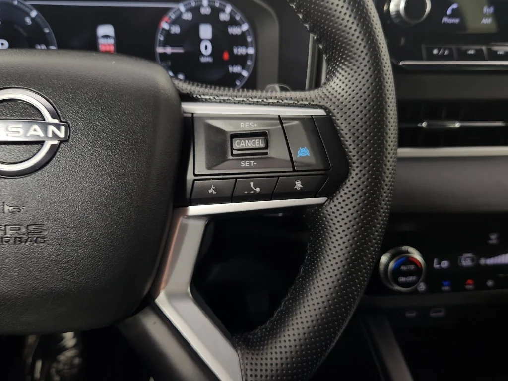 Used 2026 Gray Nissan Platinum image 26