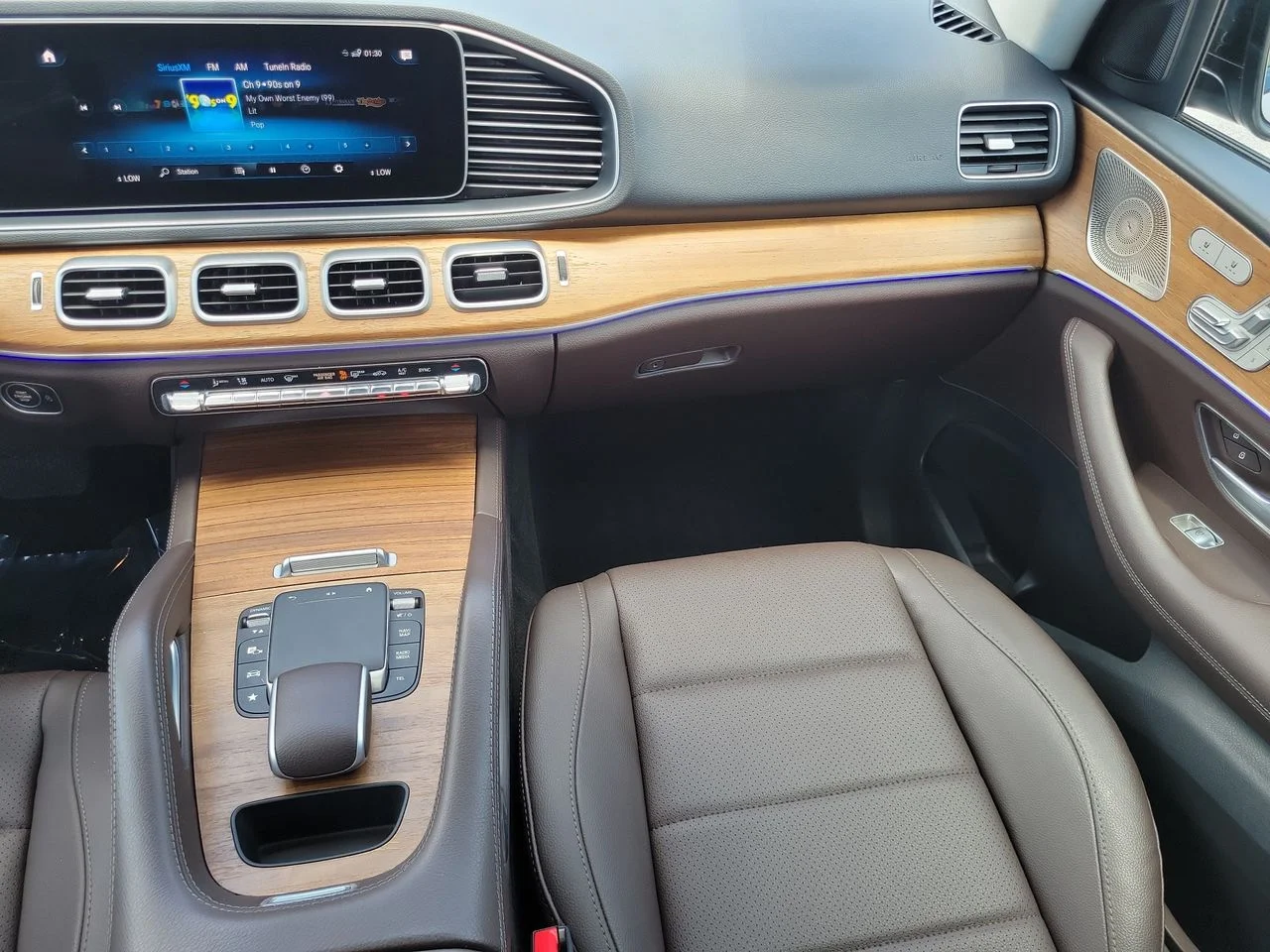 Certified Used 2023 Silver Mercedes-Benz GLE 450 image 17