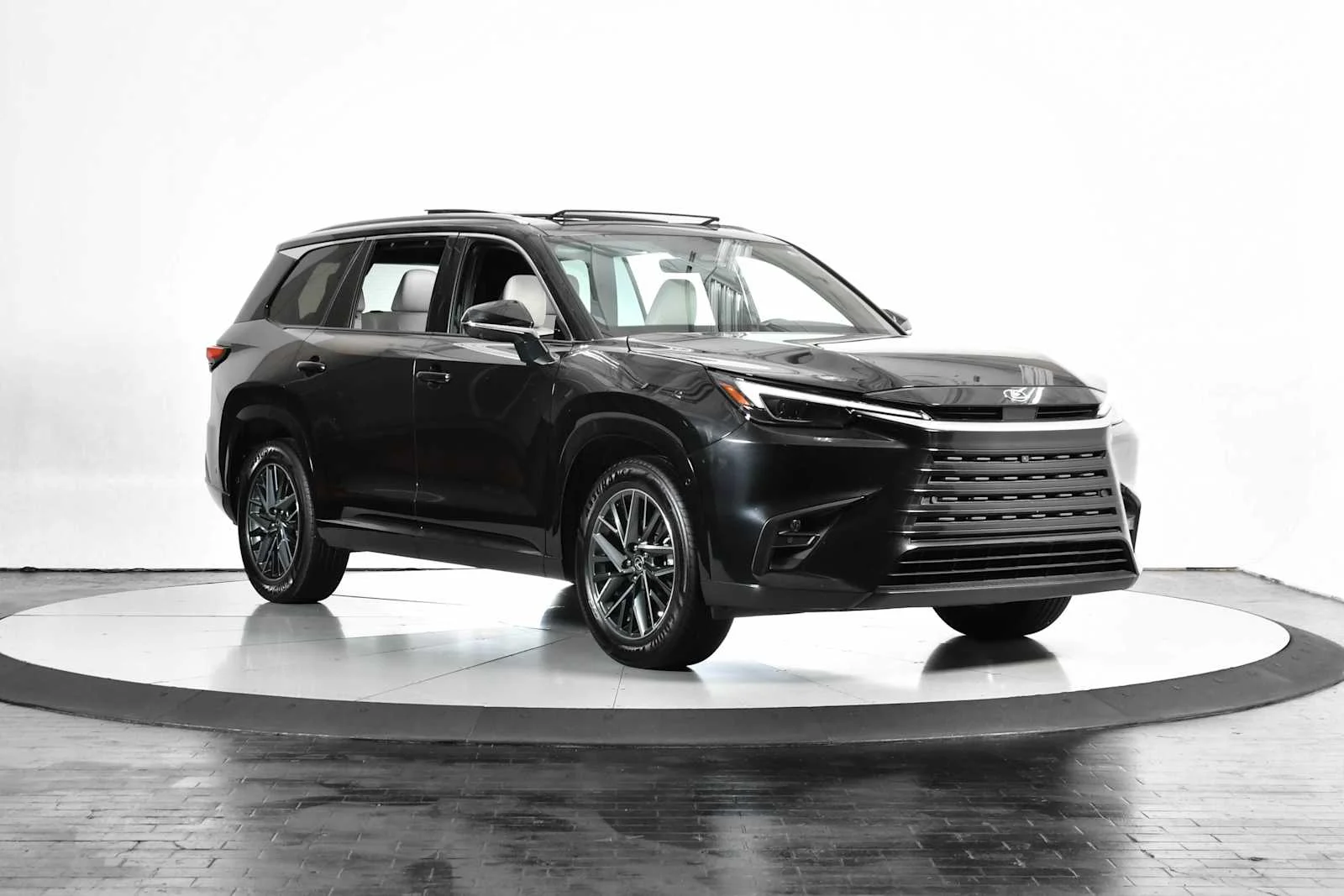 Used 2025 Caviar Lexus Premium image 9