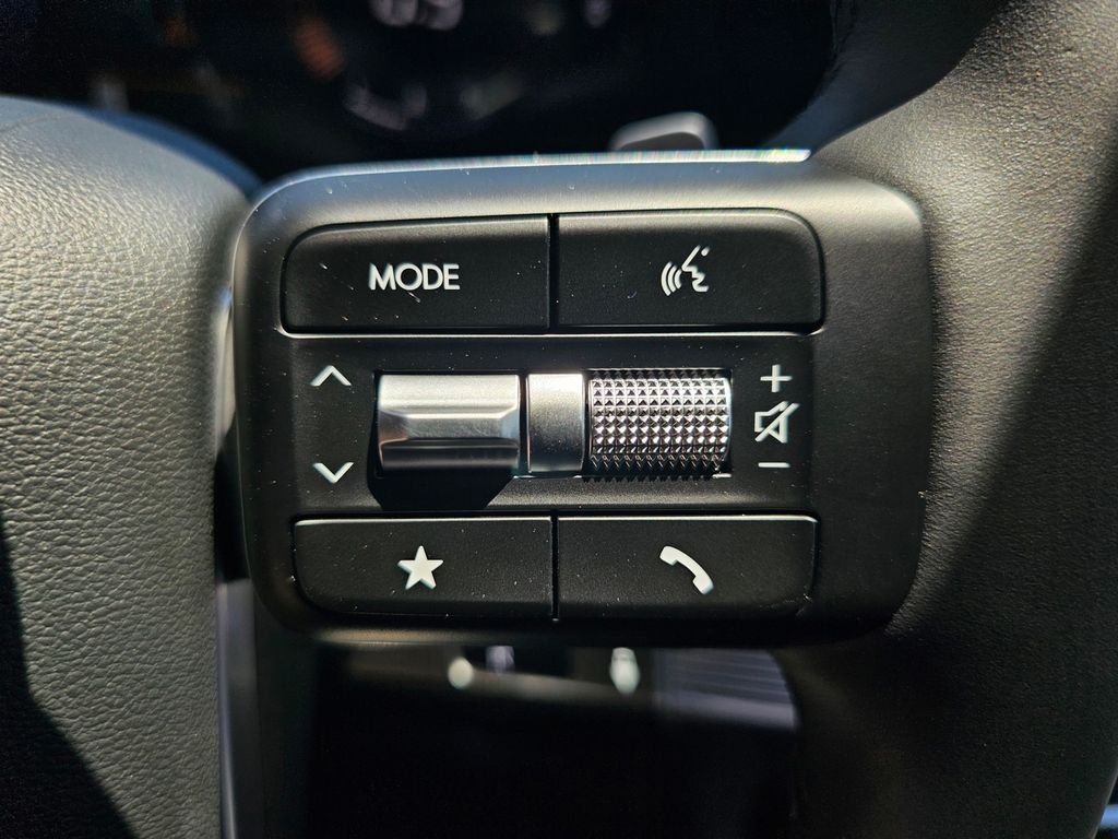 New 2026 Gray Hyundai SE image 27