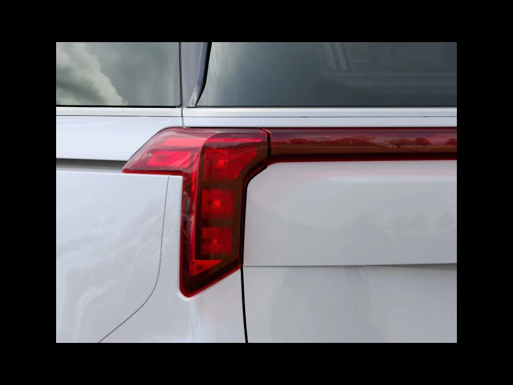 New 2027 Snow White Pearl Kia LXS image 38