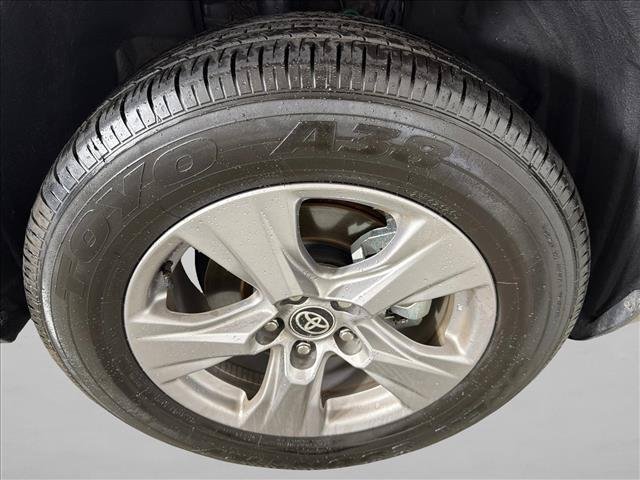 Certified Used 2025 SILVER SKY METALLIC Toyota  image 13