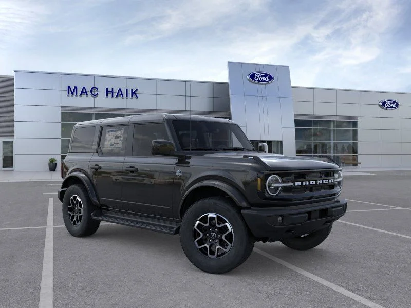New 2026 Shadow Black Ford Outer Banks® image 7