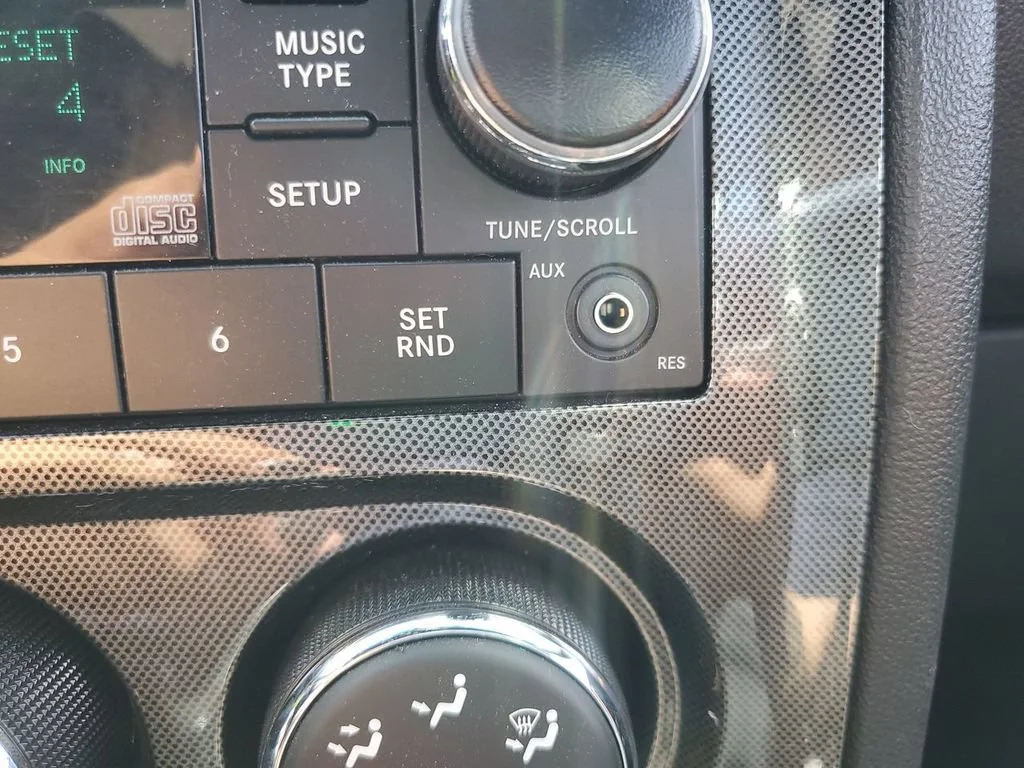 Used 2009 Black Dodge R/T image 35