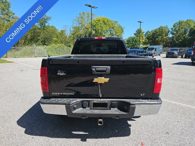 Used 2013 Black Chevrolet LT image 4