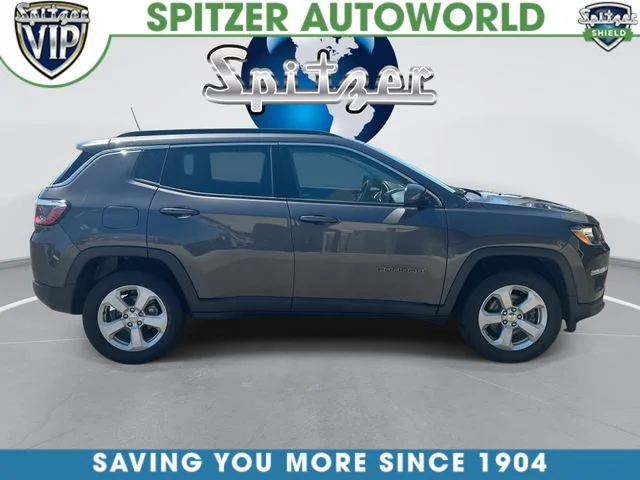 Used 2021 Gray Jeep Latitude image 10