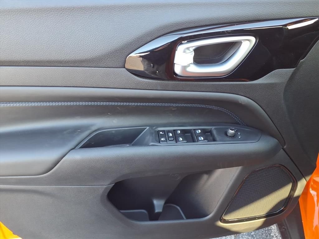 New 2026 Joose (DISC) Jeep Latitude image 6