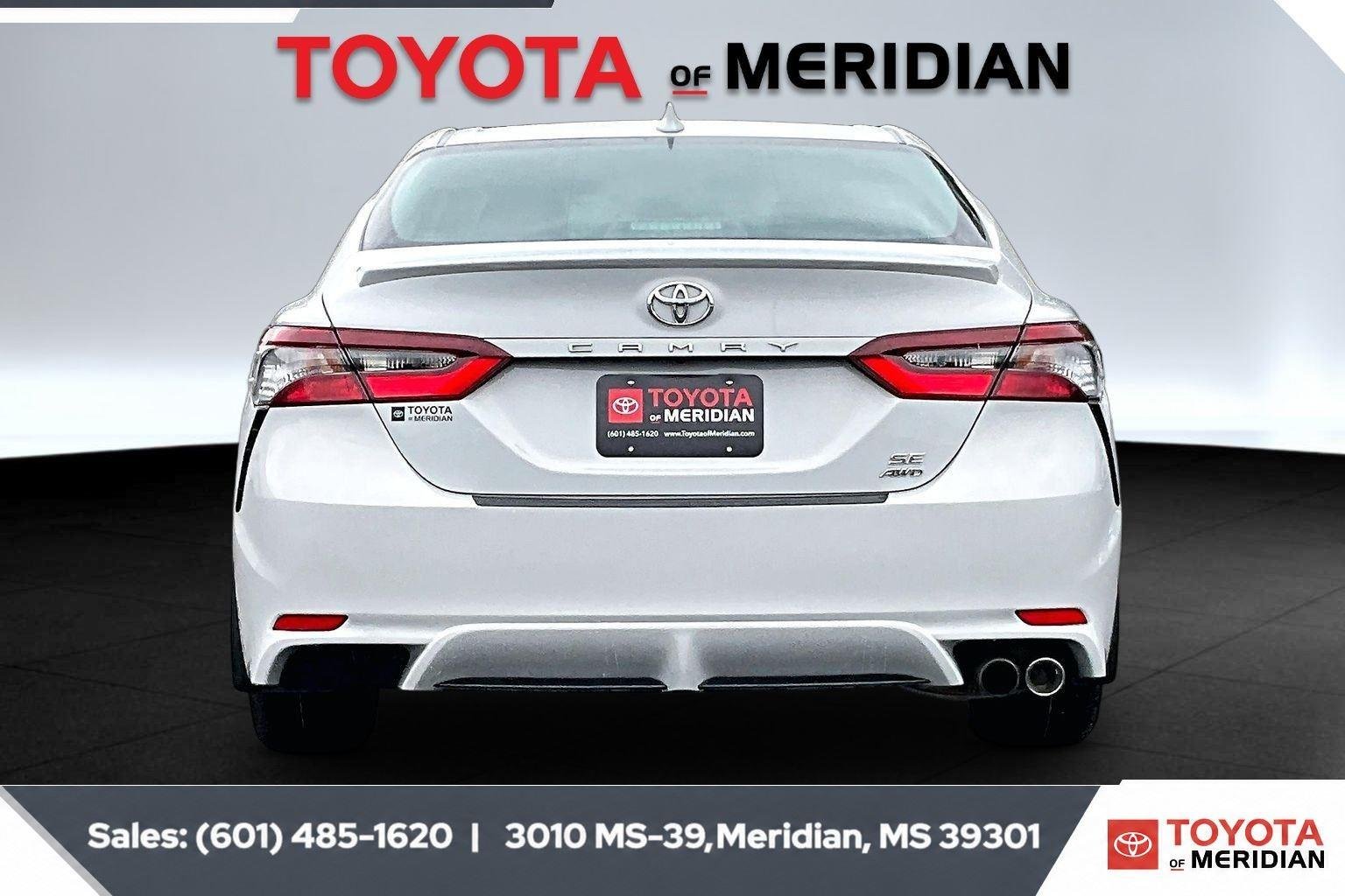 Used 2024 Ice Edge Toyota SE image 4