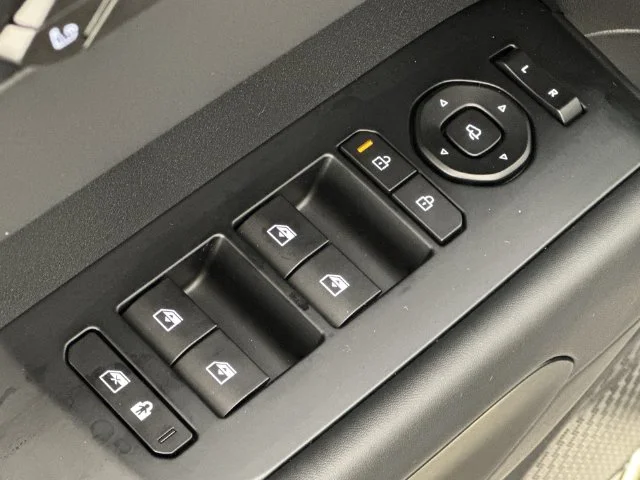 New 2027 Panthera Metal Matte Kia X-Line SX Prestige image 13
