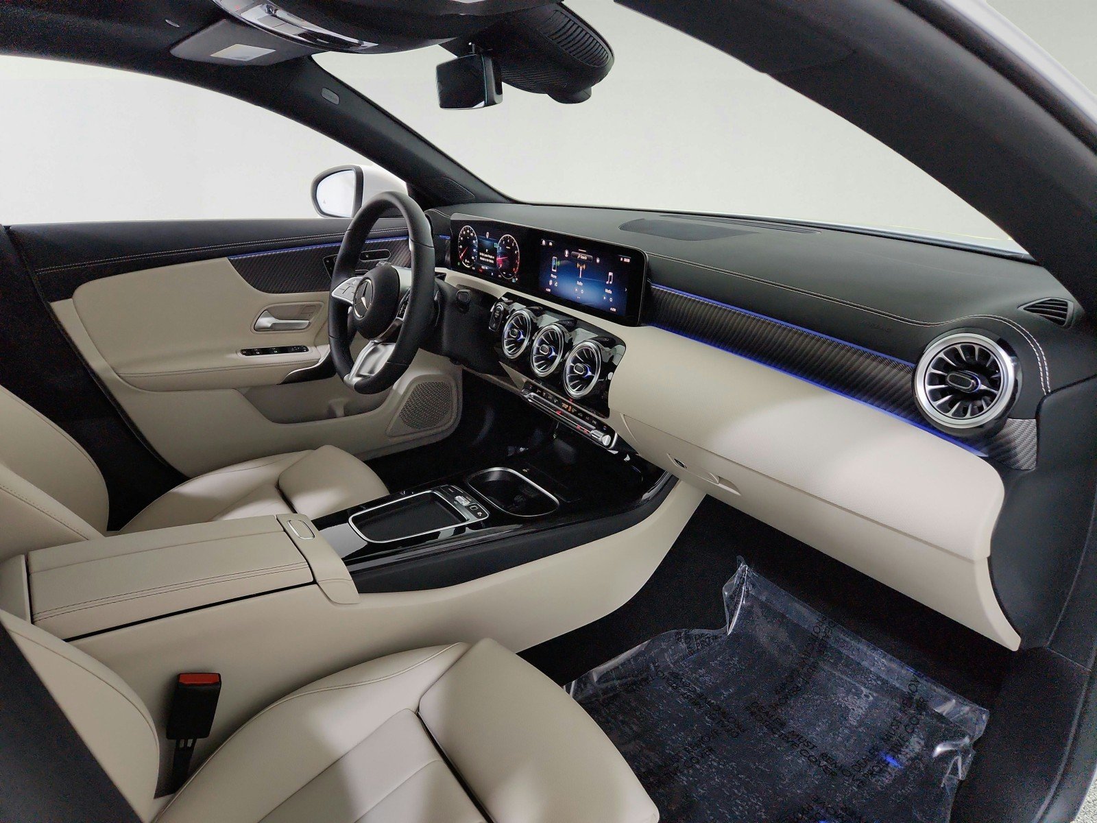 Certified Used 2026 Polar White Mercedes-Benz CLA 250 image 19
