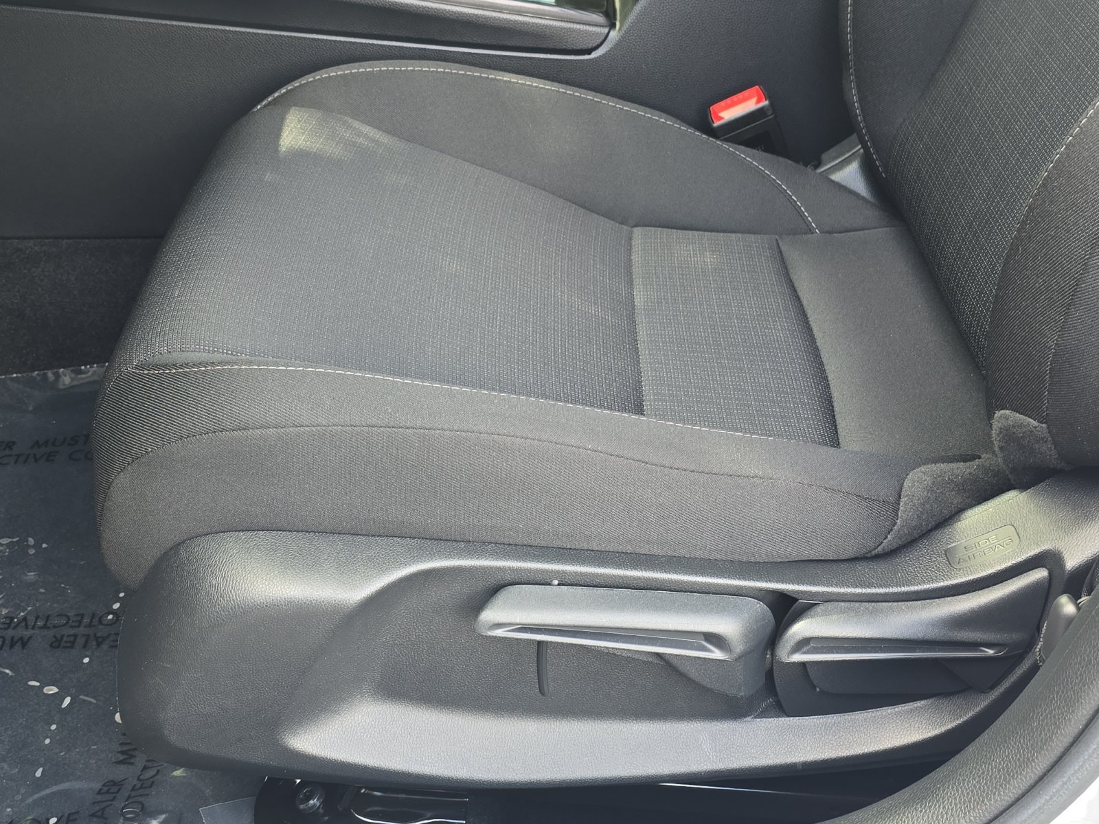 Used 2025 White Honda LX image 19