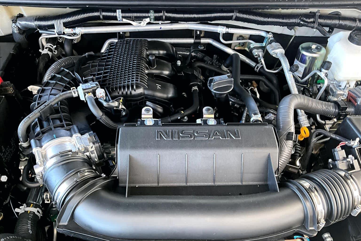 New 2026 Glacier White Nissan S image 17