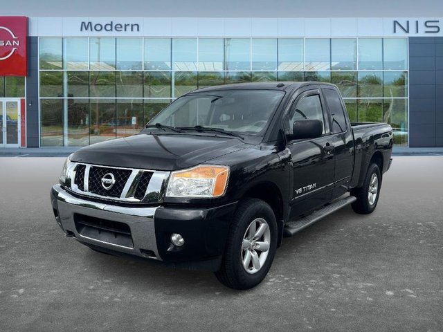 2014 Nissan Titan SV