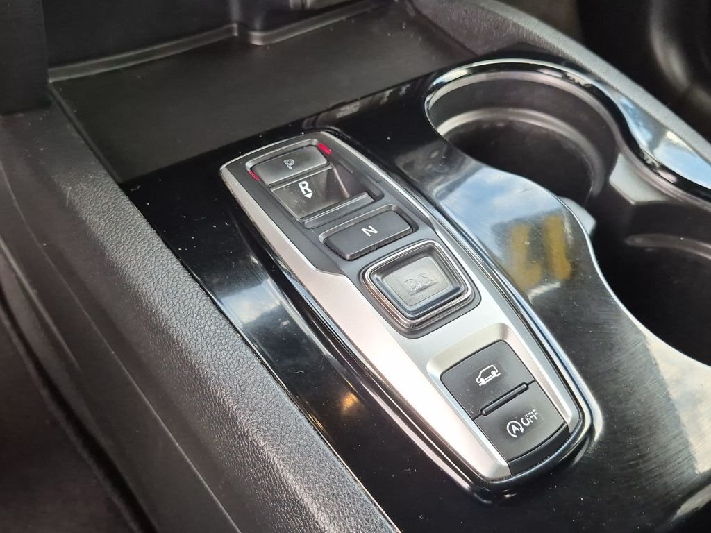 Used 2017  Honda Elite image 25