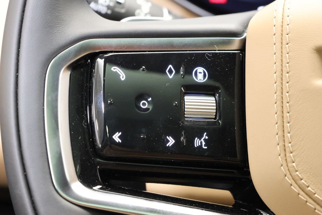 New 2026 Varesine Blue Land Rover SE image 18