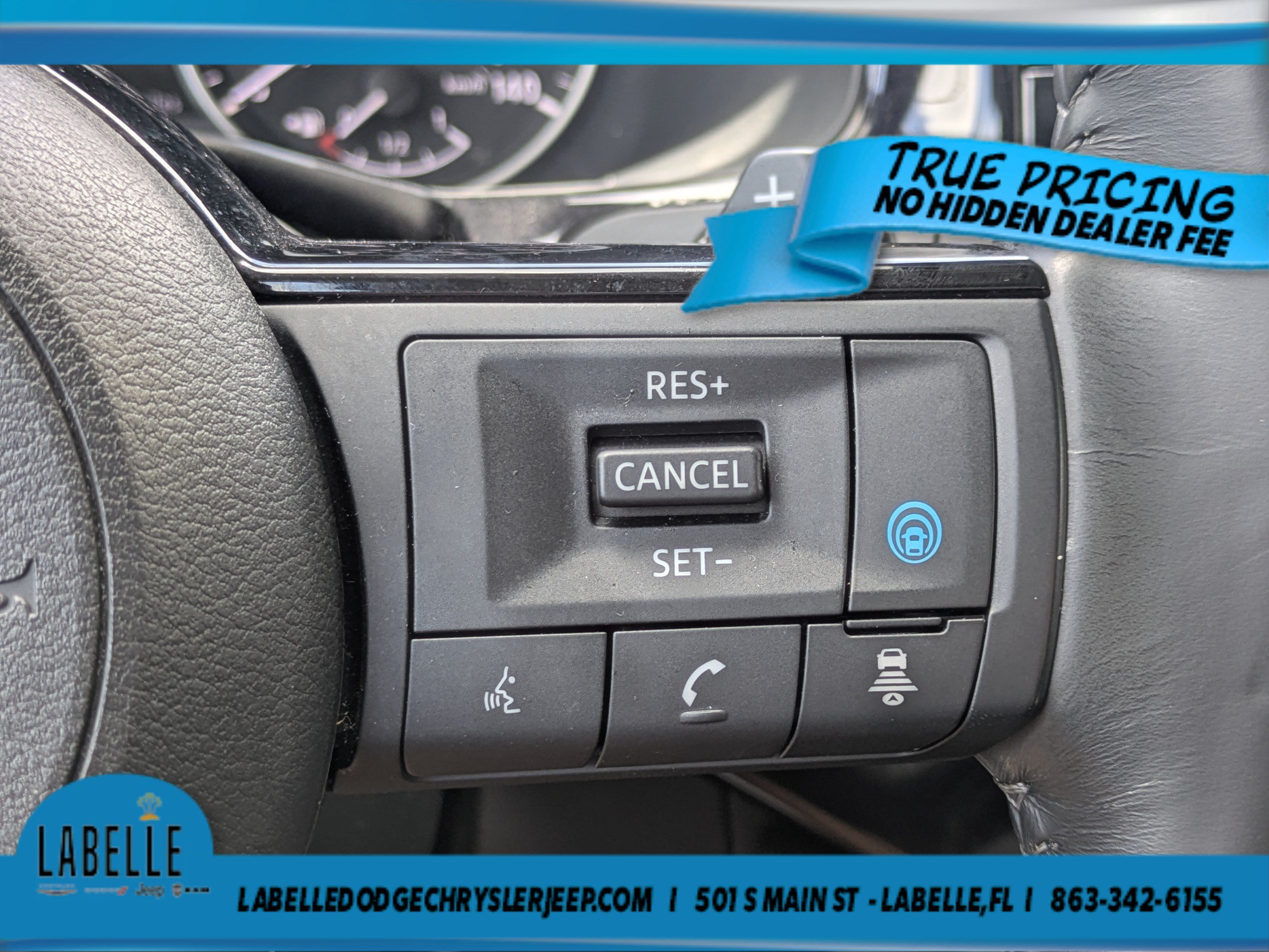 Used 2023 Pearl White Tricoat Nissan Platinum image 21