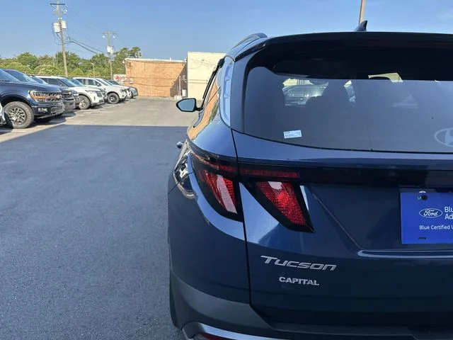 Used 2025 Blue Hyundai SEL image 25