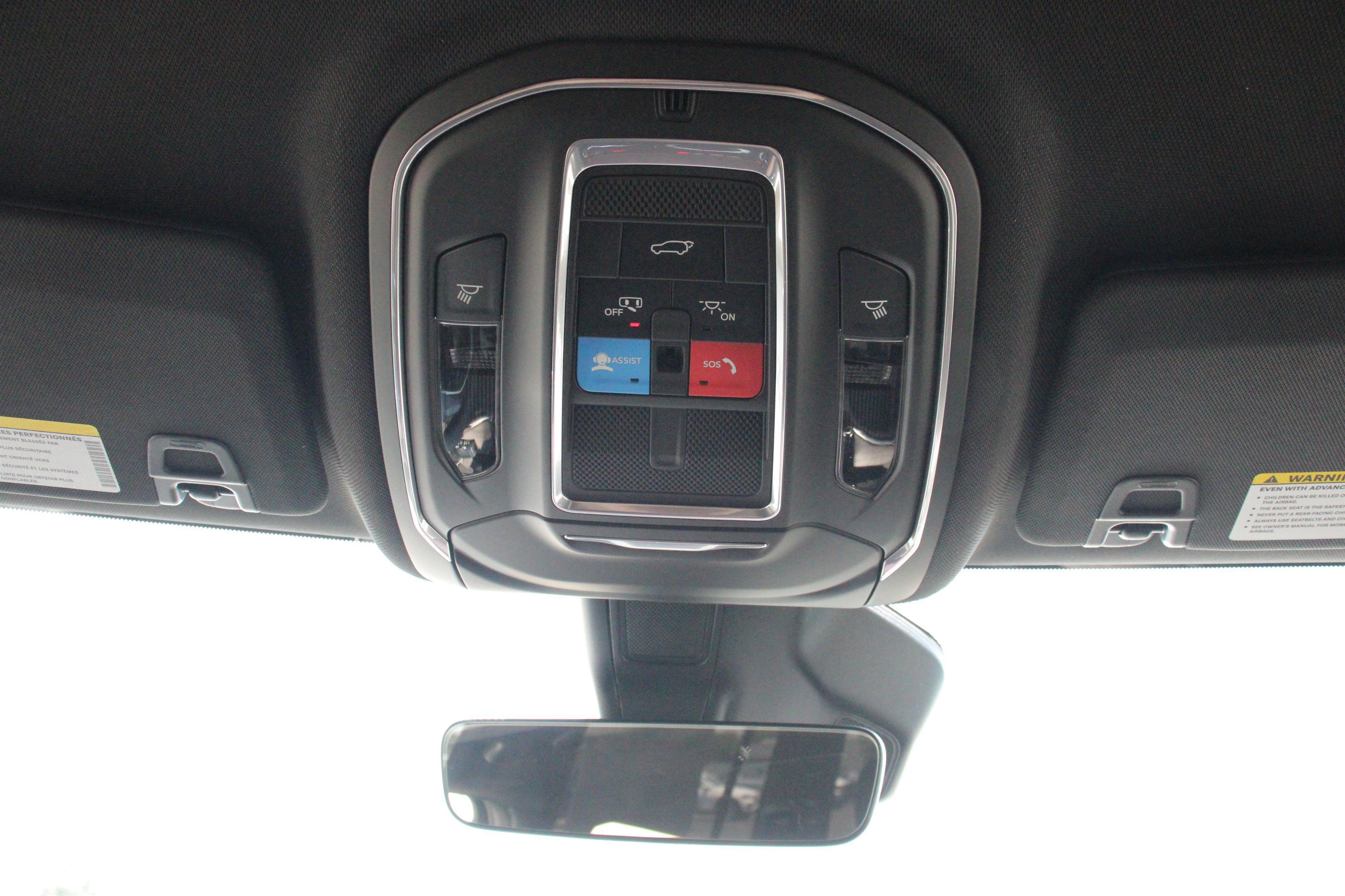 New 2026 Bright White Clearcoat Jeep Laredo Altitude image 25
