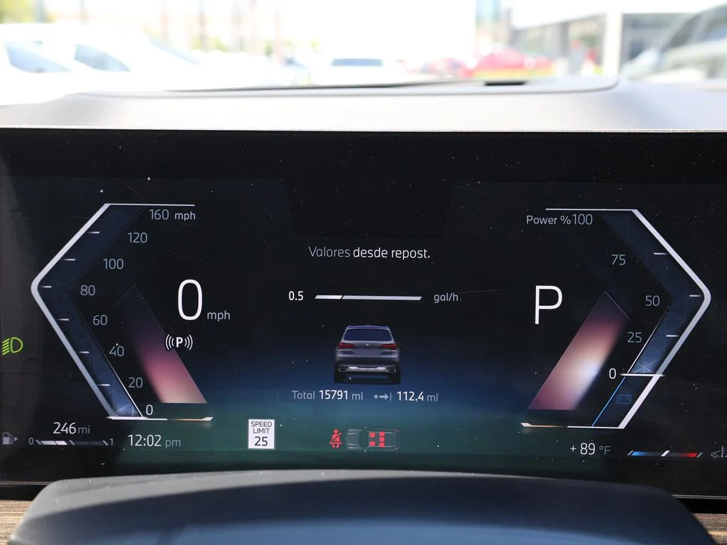 Used 2025 Gray BMW xDrive40i image 43
