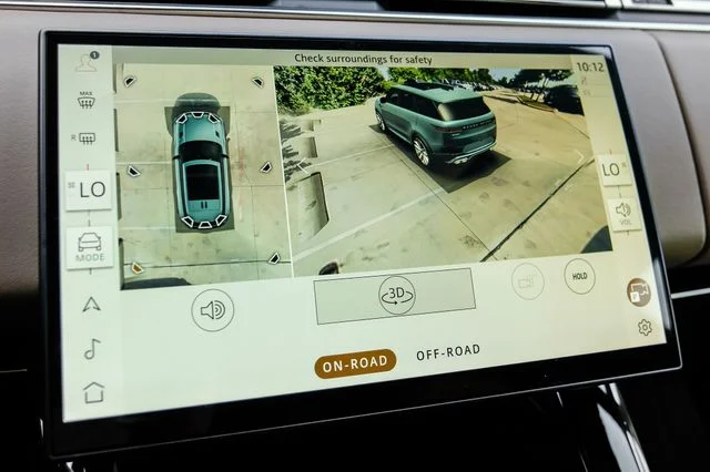 New 2026  Land Rover SE image 26