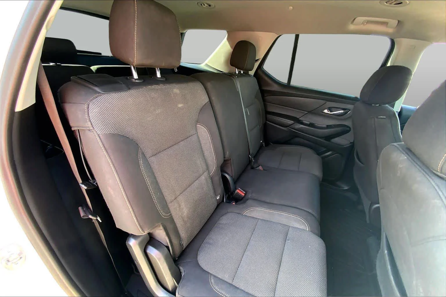 Used 2020 Summit White Chevrolet LS image 18