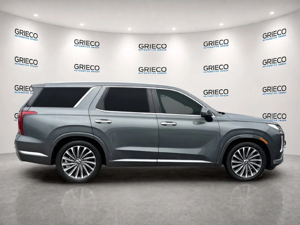 Used 2024 Gray Hyundai Calligraphy image 8