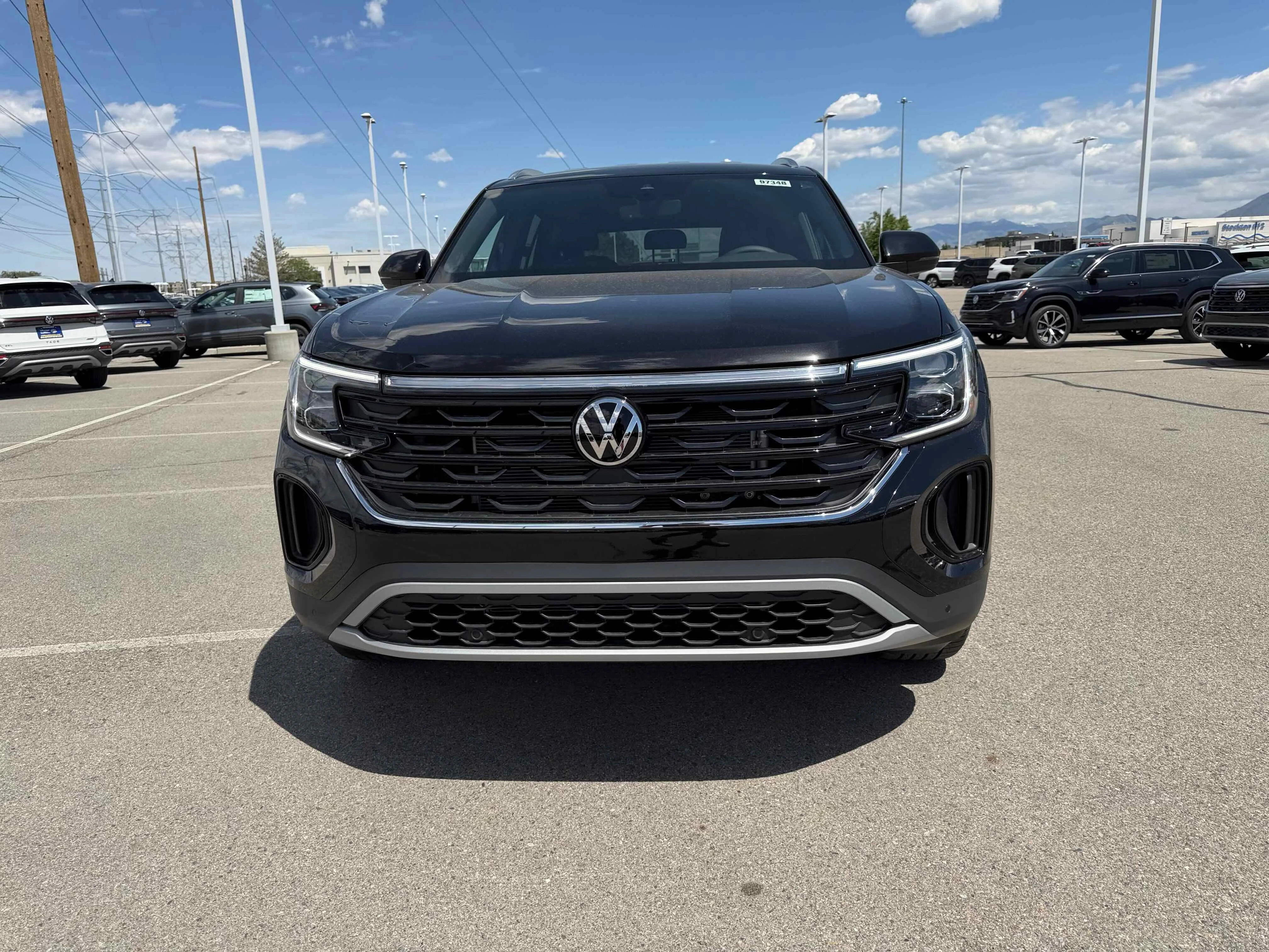 New 2026 Deep Black Volkswagen 2.0T SE w/Technology image 10