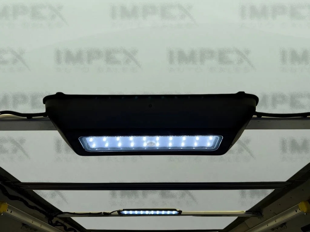 Used 2024 Oyster White BrightDrop EJY image 21