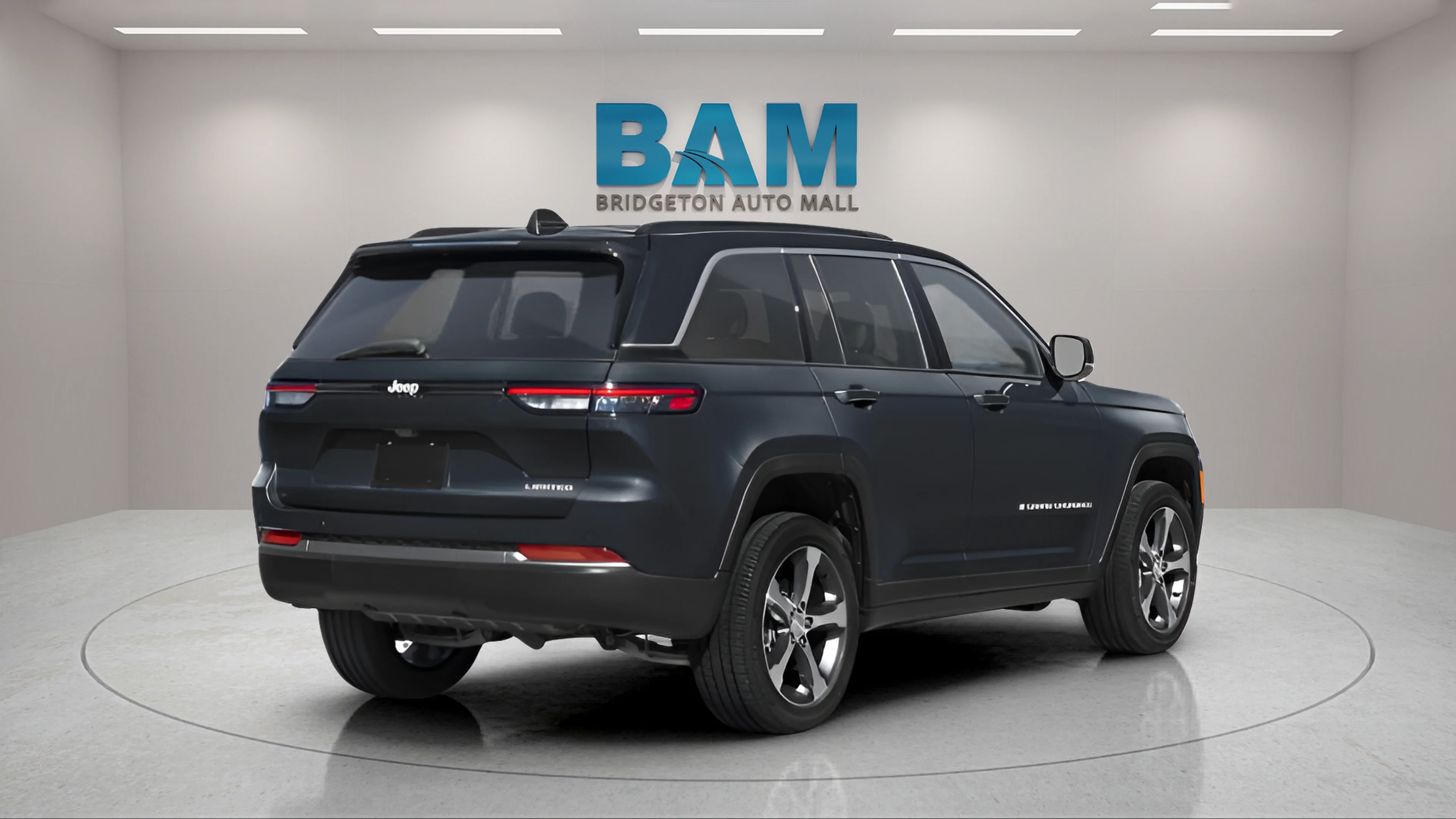 New 2027 High Gloss Black Jeep Limited image 2