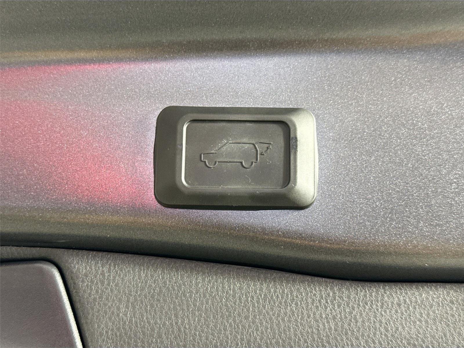 Certified Used 2025 Magnetic Gray Metallic Toyota XLE Premium image 40