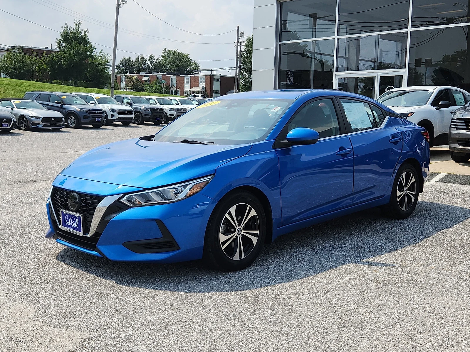 Used 2023 Electric Blue Metallic Nissan SV image 3