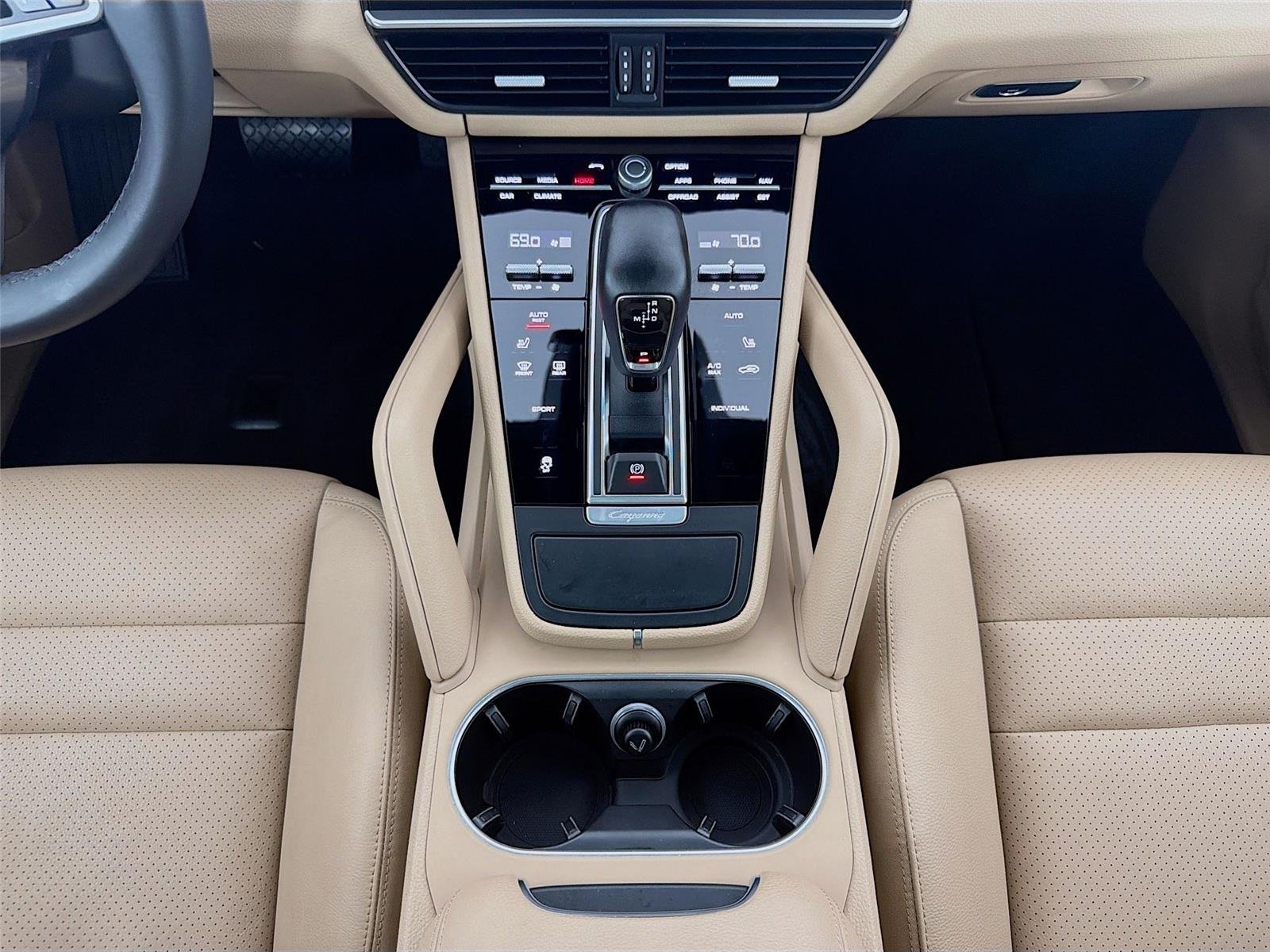 Used 2023  Porsche  image 19