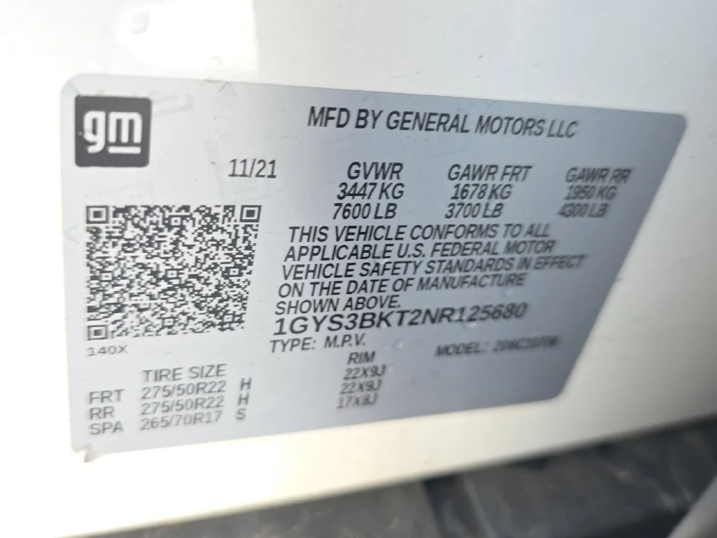Used 2022 CRYSTAL WHITE TRICOAT Cadillac Premium Luxury image 21