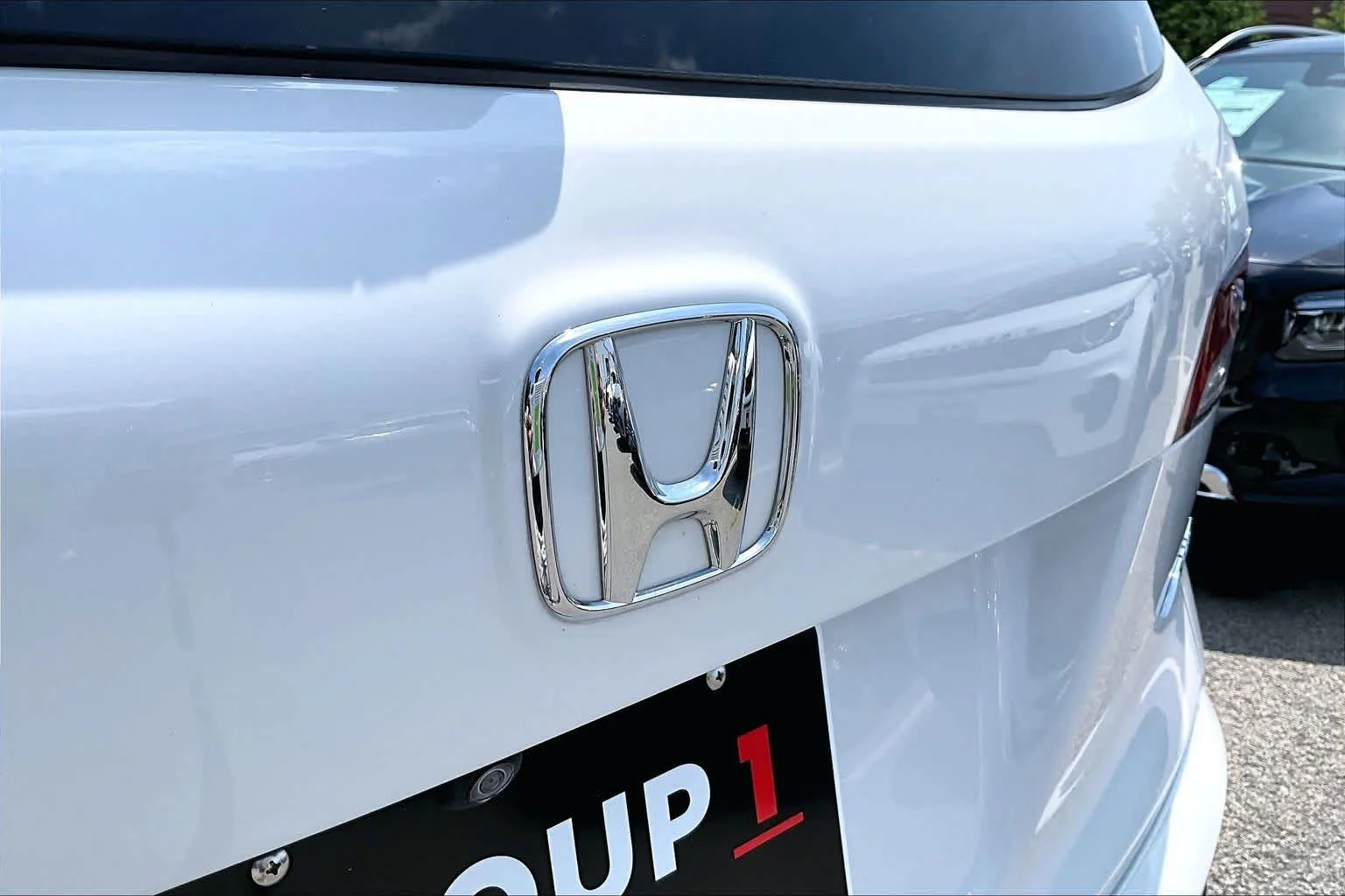 Used 2021 Platinum White Pearl Honda EX-L image 30