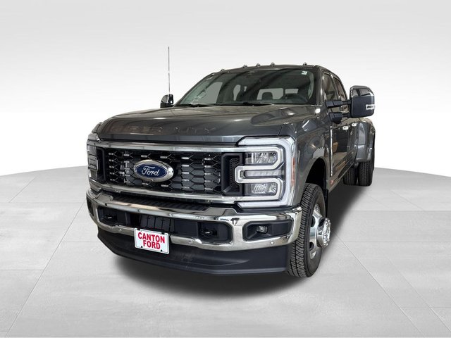 New 2026 Ford Super Duty F-350® Lariat® 4X4 Crew Cab