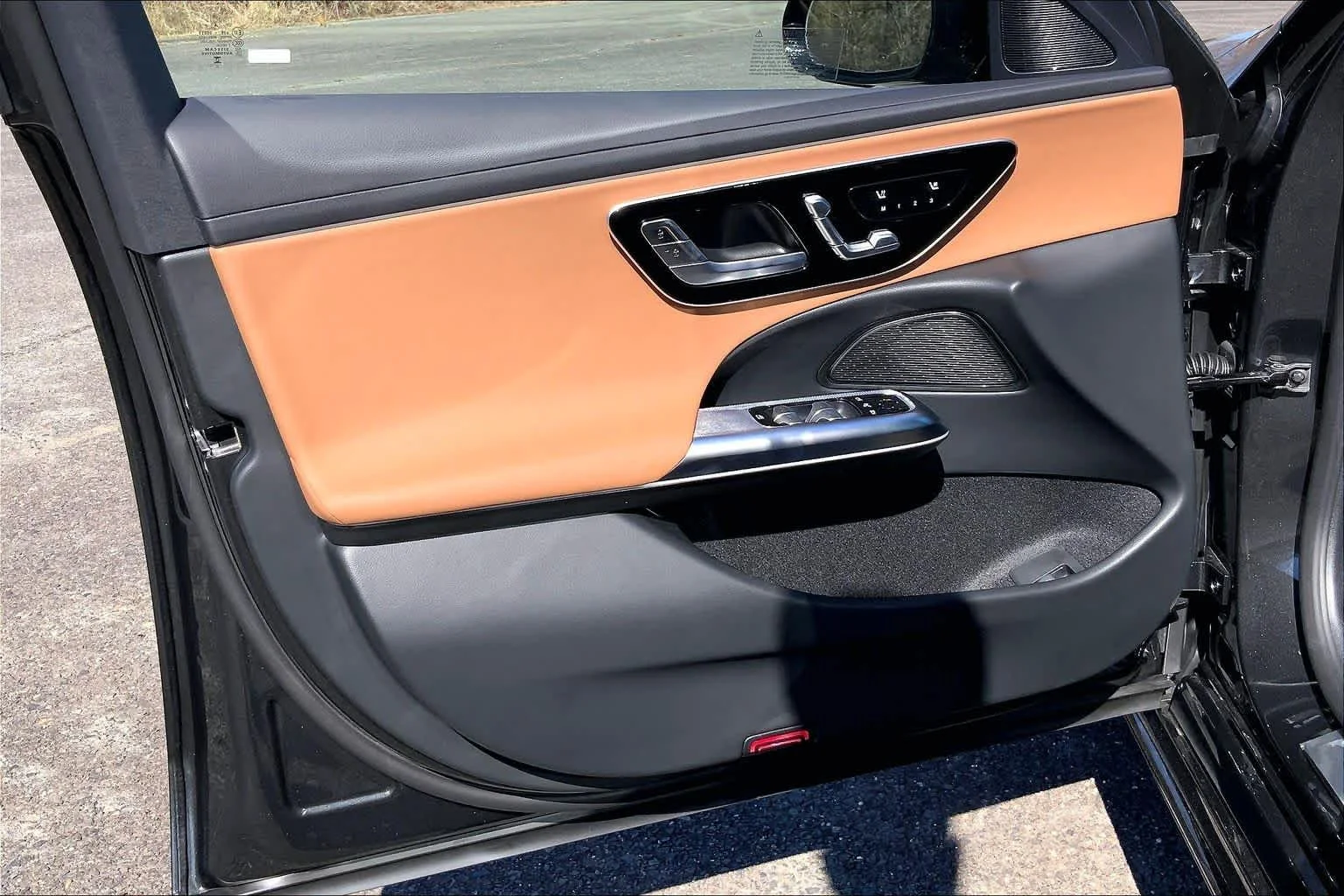 New 2026 Graphite Grey Metallic Mercedes-Benz E 350 image 10