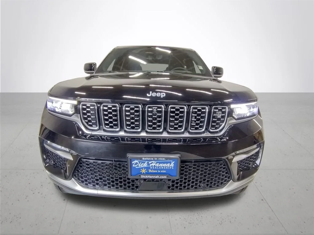 Used 2023 Black Jeep Summit Reserve 4xe image 3