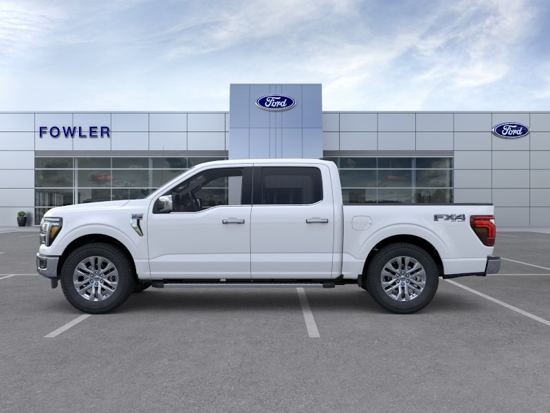 New 2026 Oxford White Ford Lariat® image 32