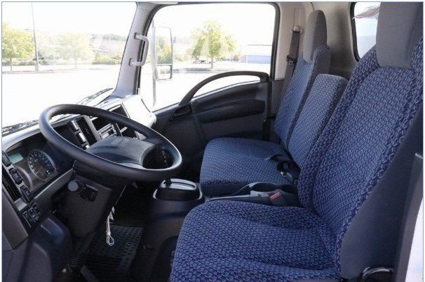 2023 Chevrolet Silverado 5500XD - Photo 9