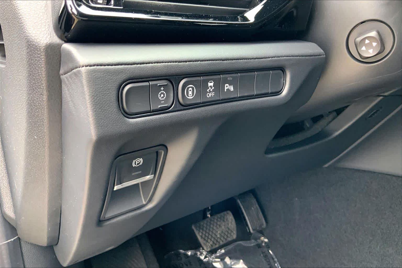 New 2026 Platinum White Pearl Acura w/Technology Package image 17