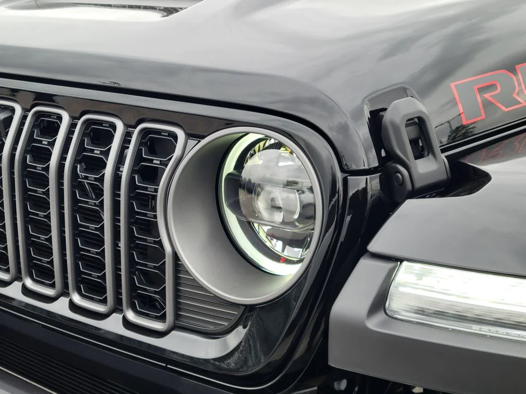 New 2026 Black Clearcoat Jeep Rubicon X image 22