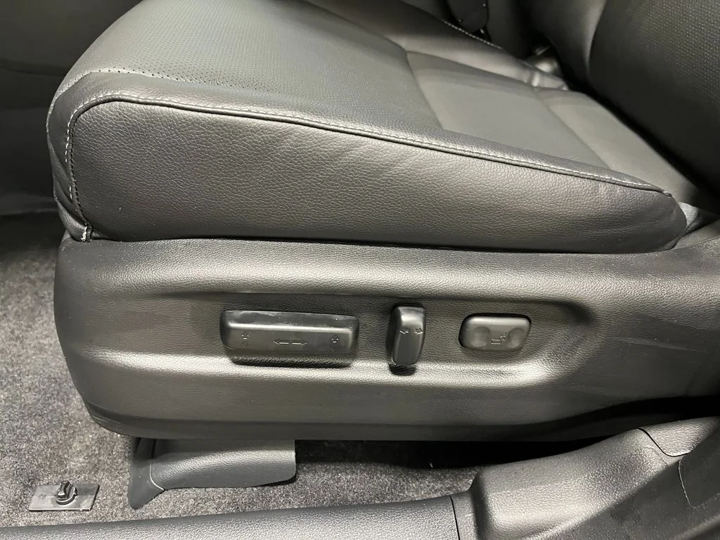 New 2026 Sonic Gray Pearl Honda RTL image 17