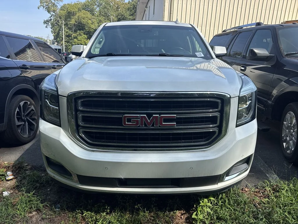 Used 2018 White GMC SLT image 2