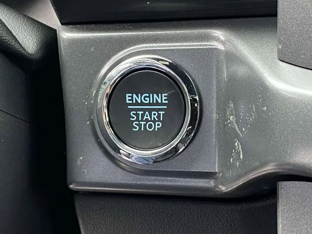 New 2026 Avalanche Ford XLT image 16
