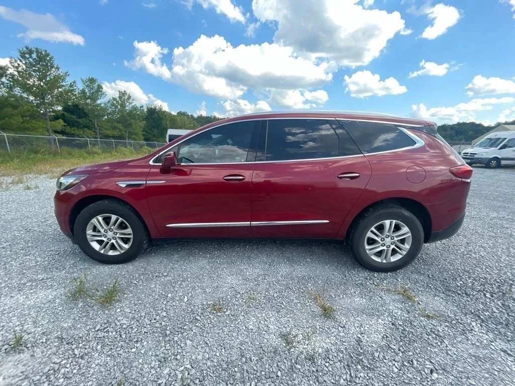 Used 2019 Red Buick Essence image 19