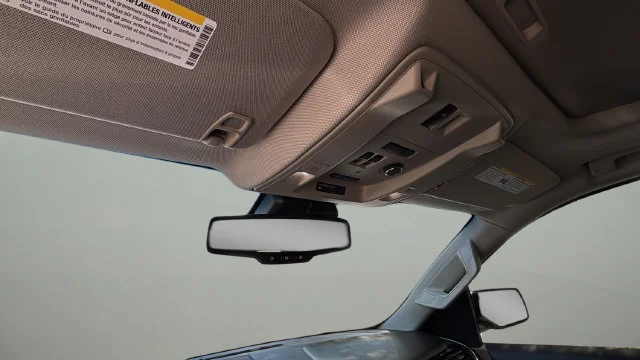 Used 2018 Beige Chevrolet Premier image 30