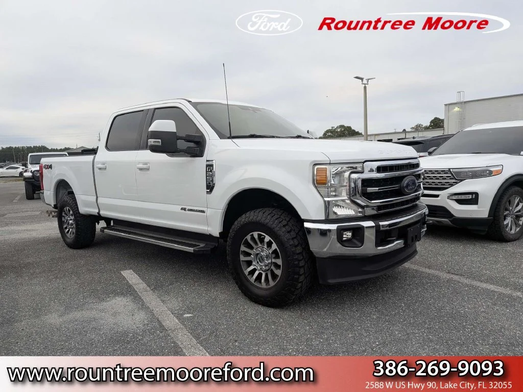 Used 2022 Oxford White Ford Lariat image 1