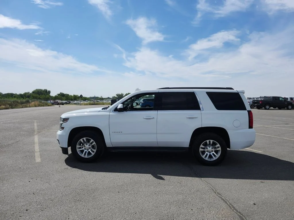 Used 2017 White Chevrolet LS image 13