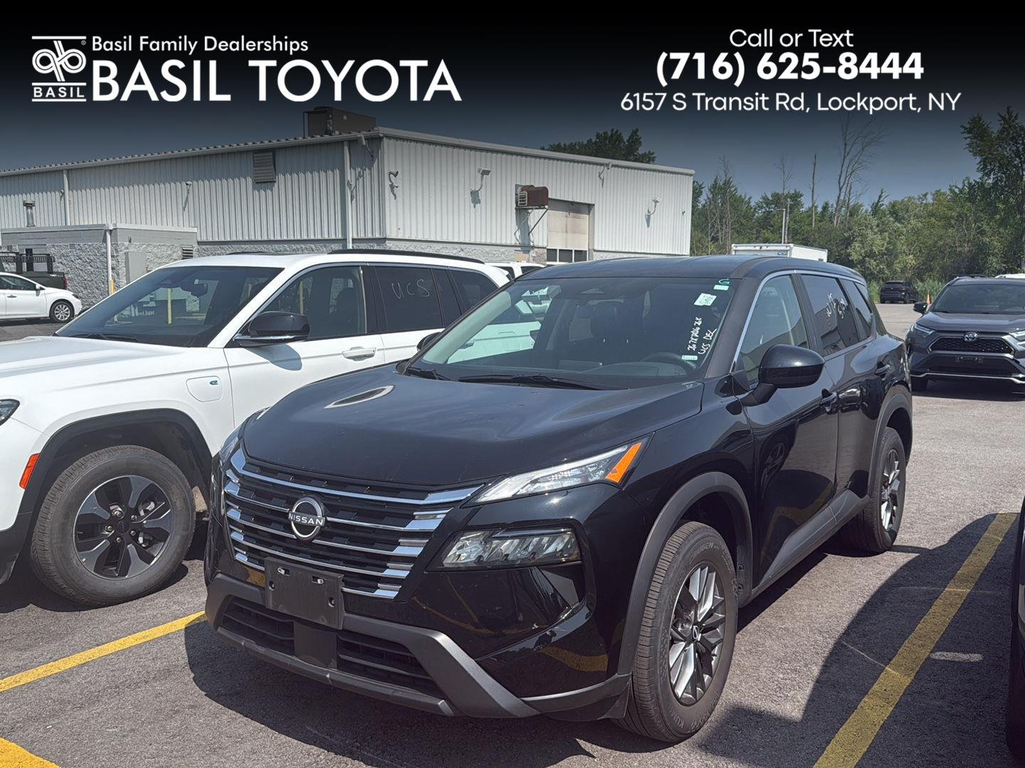 Used 2026 Super Black Nissan SV image 1